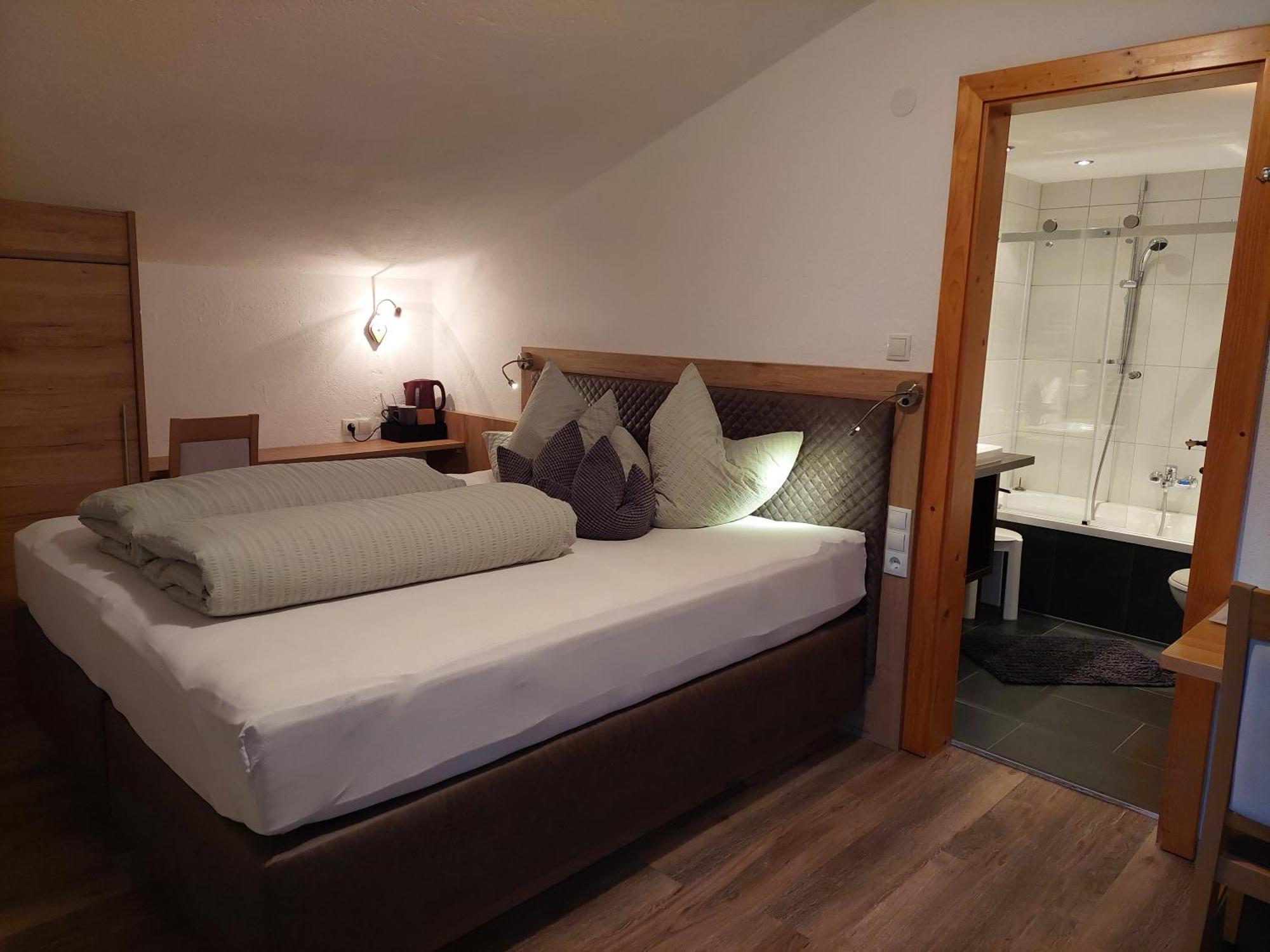 Haus Felsneck Bed & Breakfast เซิลเดน ภายนอก รูปภาพ