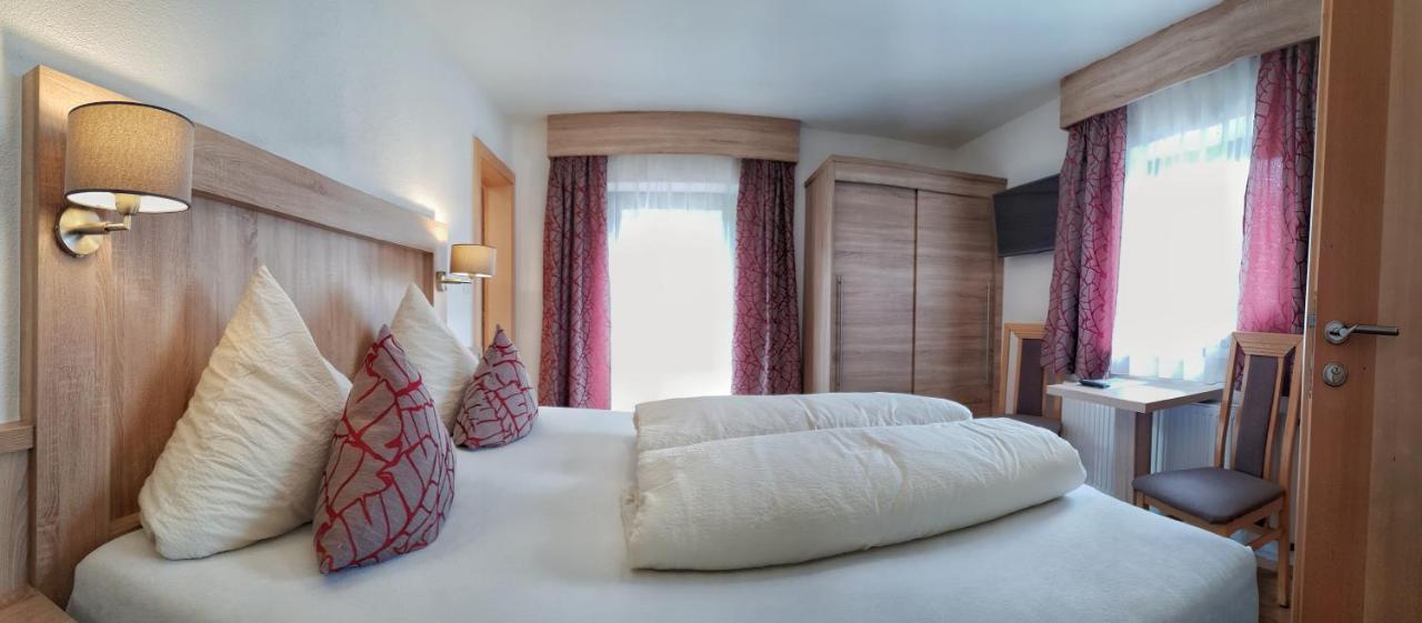 Haus Felsneck Bed & Breakfast เซิลเดน ภายนอก รูปภาพ